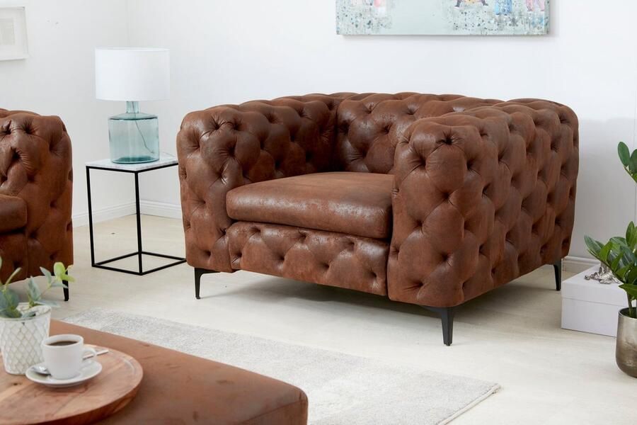 Invicta Interior Design Chesterfield Fauteuil MODERN BAROK 120cm antiek bruin microvezel met veerkern 44399