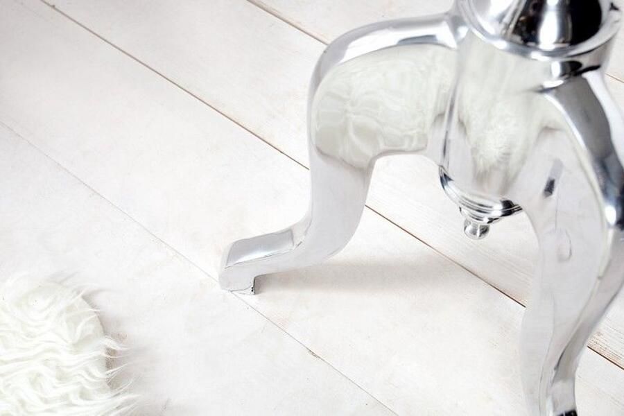 Invicta Interior Elegante bijzettafel Lumine Splendour 55cm zilver gepolijst statief met rond blad