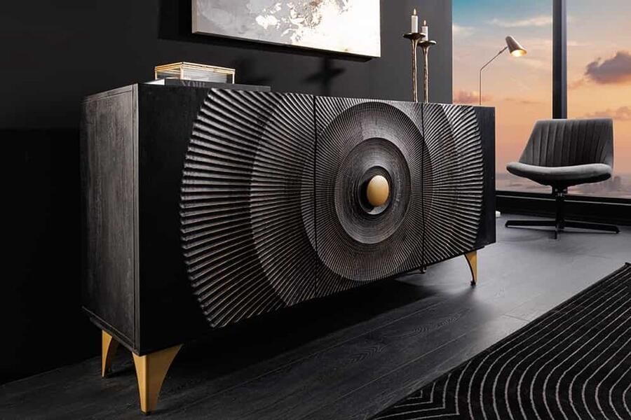 Invicta Interior Handgemaakt dressoir GOLDEN SUNSET 140cm zwart met 3D houtsnijwerk goud mango hout metalen poten 46658