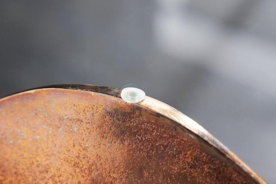 Invicta Interior Handgemaakte bijzettafel OCEAN 75cm koper zwart glazen blad rond metaal maritiem 42726 - Foto 2