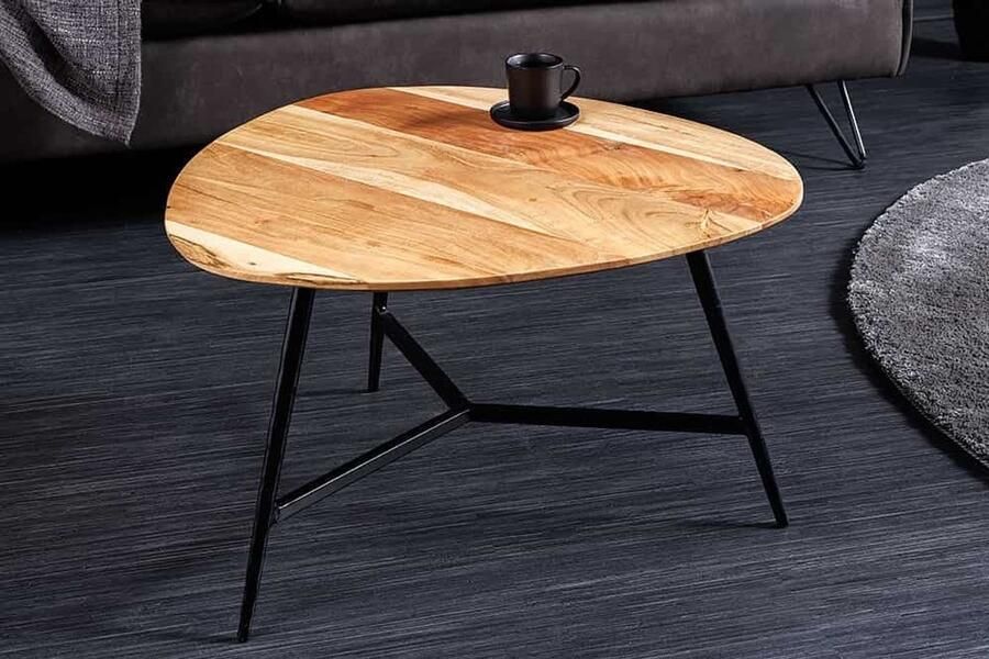 Invicta Interior Massief houten salontafel BEAUTY BY NATURE 60 cm Acacia driehoekig metaal zwart 43740