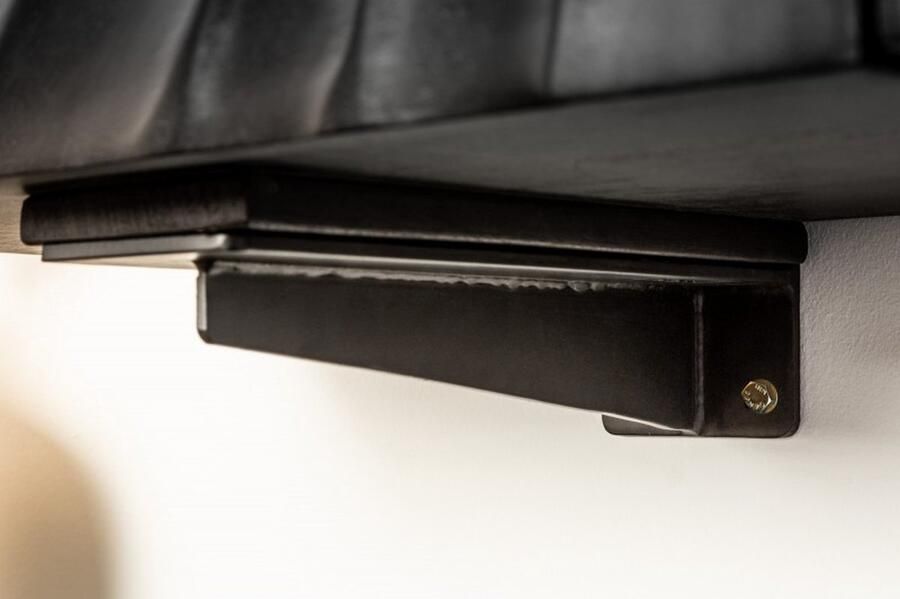 Invicta Interior Massief tv-meubel SCORPION 160 cm hangend dressoir van zwart mangohout 41995