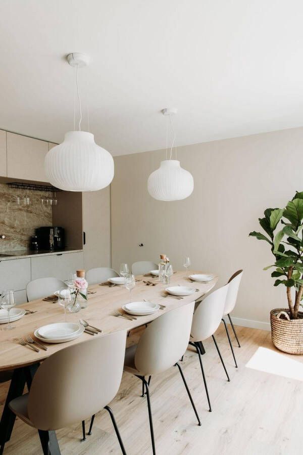 Jason s WOOD Jason's WOOD -Deens ovale eettafel met matrix-poot 300 x 120