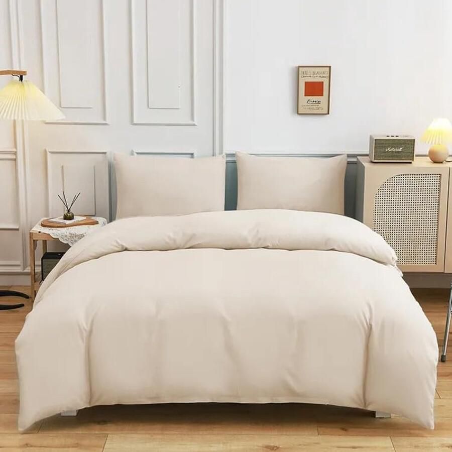 JGS Beddengoedset van 220 x 240 cm in Beige met Twee Kussenhoezen van 50 x 80 cm voor Tweepersoonsbed Gemaakt van Zachte en Microvezel met Handige Ritssluiting