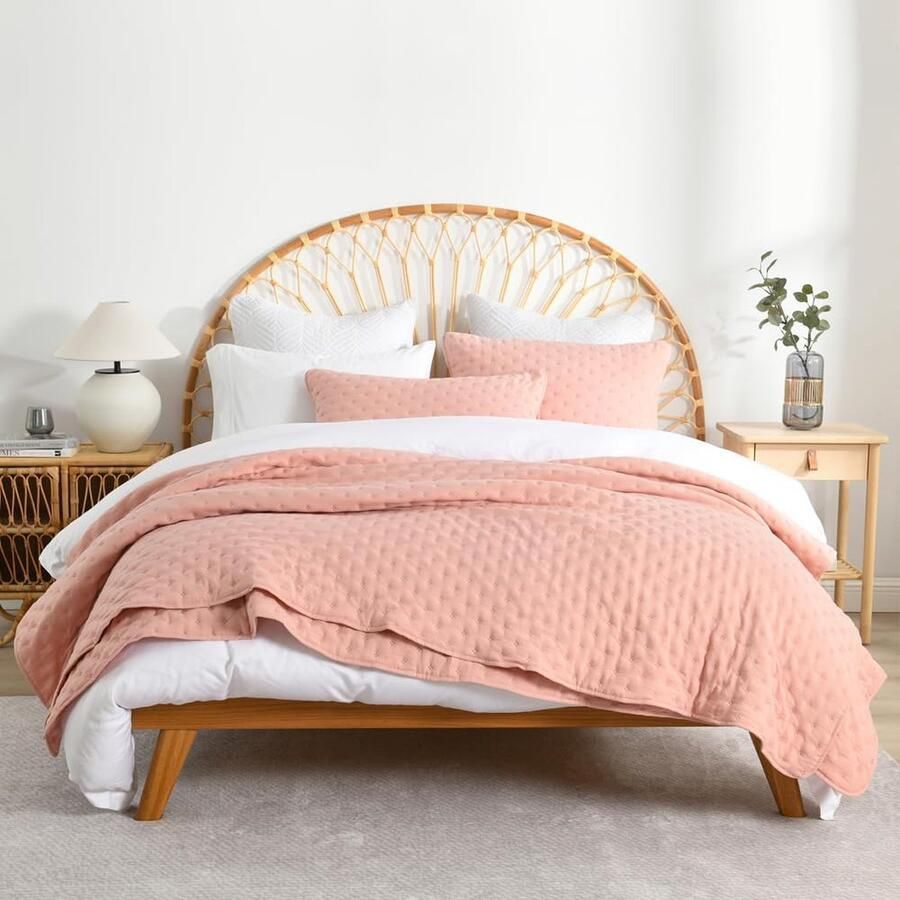 JGS Bedsprei 220 x 240 cm Bedsprei Sofasprei Lichtgewicht deken met 2 kussenslopen Gewatteerde quilt voor tweepersoonsbed Roze stippen 250 x 270 cm