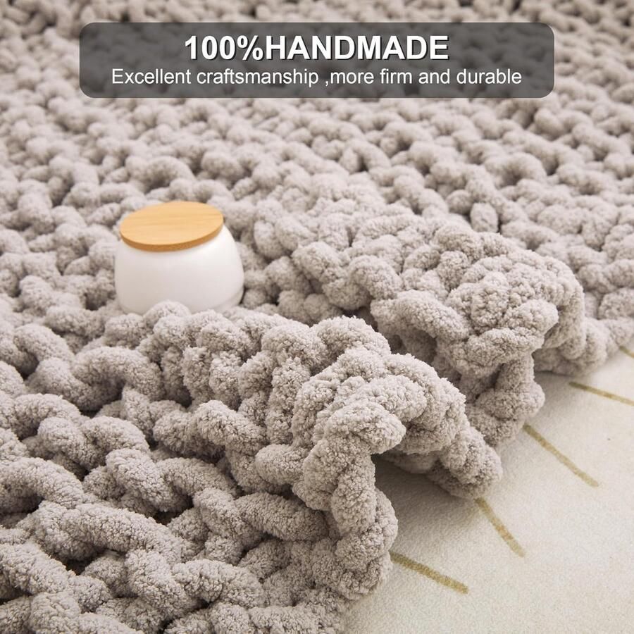 JGS Luxueuze Hand Gebreide Deken voor Bank en Bed Zacht en Warm Lichtgrijs 127 x 152 cm