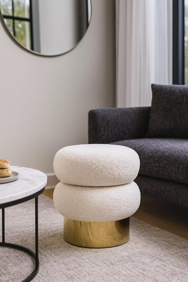 Precisie Home Luxe Bouclé Poef met Gouden Basis – Moderne Design Kruk Zacht & Stijlvol 45x40 cm
