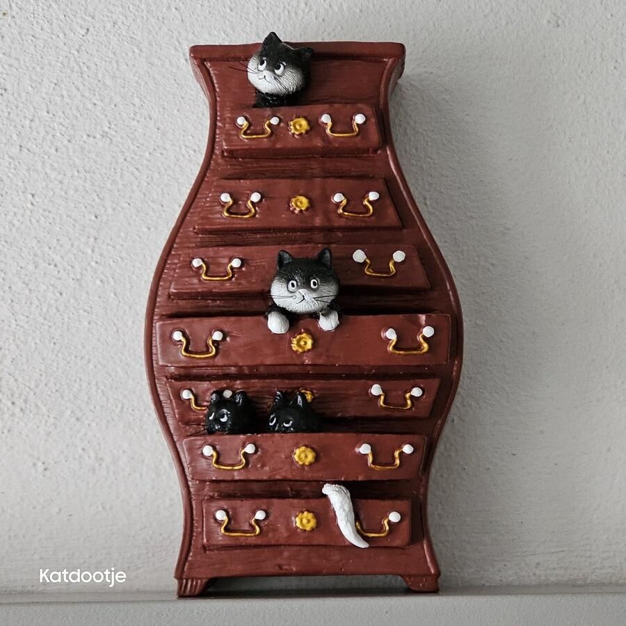 Katdootje Beeld Commode