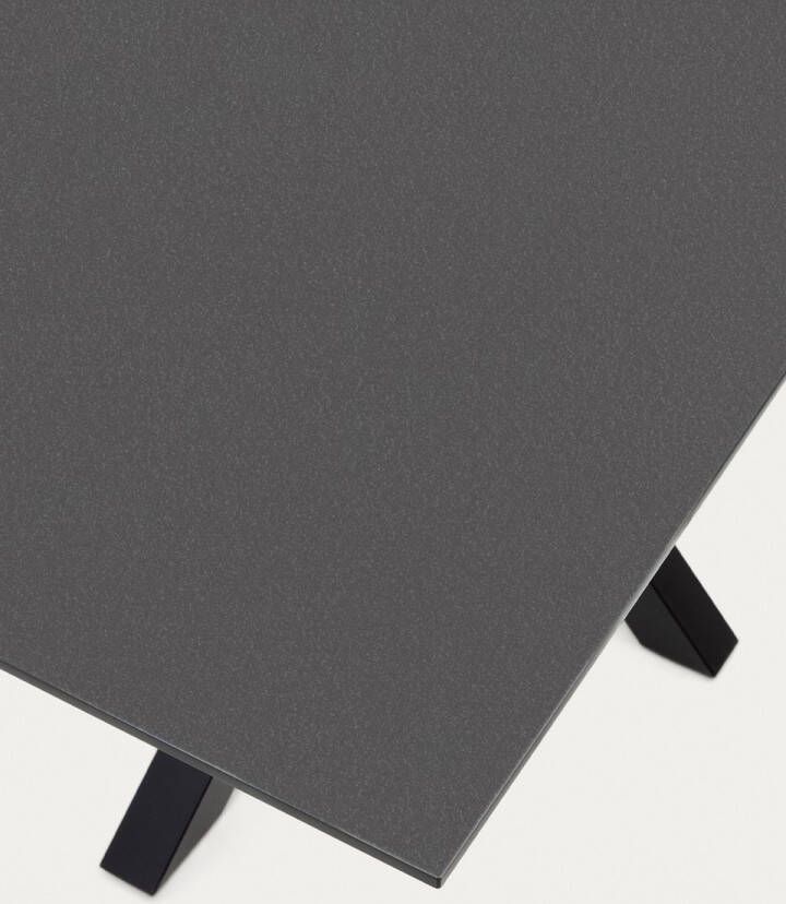 Kave Home Argo glazen tafel met stalen poten in zwart 160 x 190 cm