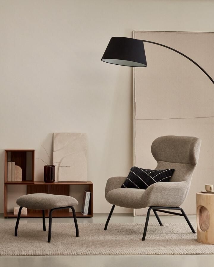 Kave Home Belina-fauteuil van lichtbruine chenille en staal met zwarte afwerking - Foto 5