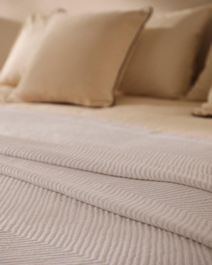 Kave Home Berga sprei in wit katoen voor bedden van 90 135 cm