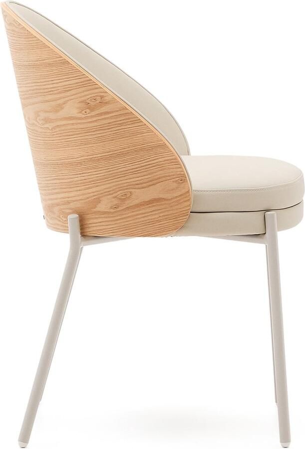 Kave Home Eamy stoel in beige kunstleer essenfineer en afwerking in naturel en beige metaal - Foto 4