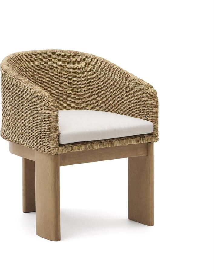 Kave Home Stoel Xoriguer van synthetisch rotan en FSC 100% massief eucalyptushout