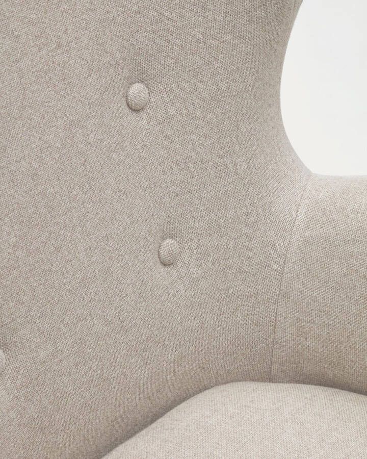 Kave Home Patio beige chenille fauteuil met massief beukenhouten poten - Foto 2