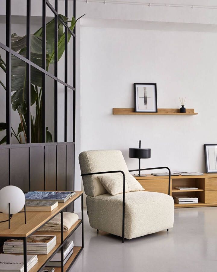 Kave Home Yoana TV-meubel in eikenfineer met zwart gelakt metalen frame 160 x 40 cm - Foto 1