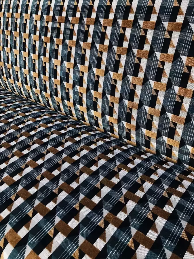 Kavel 84 Woonwinkel Waalwijk Eetkamerbank Industrieel Gerrit Kirkby Kavel 84