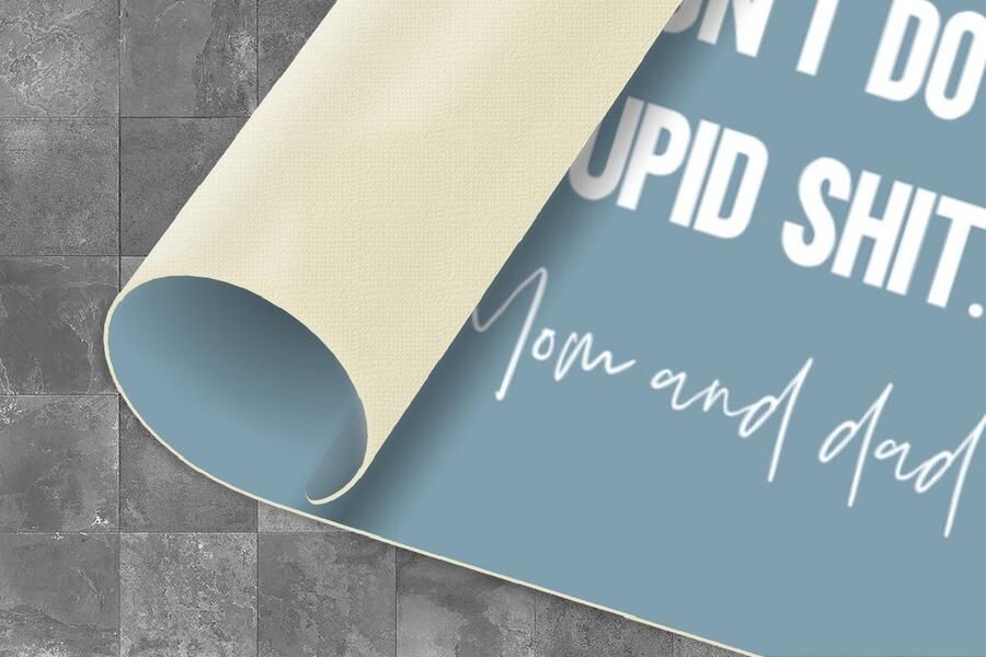 KitchenYeah Keukenloper Loper keuken Kinderen Quotes Mama Be safe have fun. Don't do stupid shit Mom and dad 120x50 cm Keukenloper vinyl