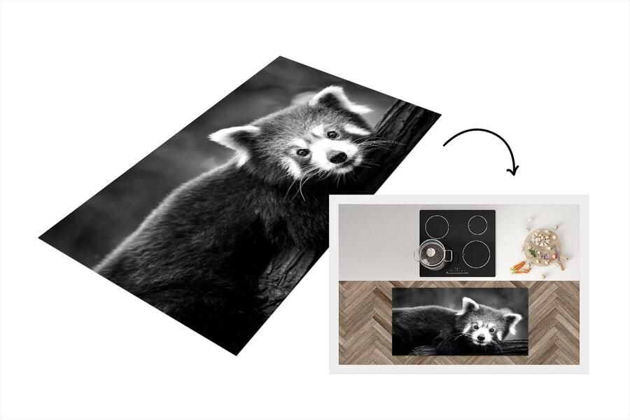 KitchenYeah Keukenloper Loper keuken Rode panda op een boomstam zwart wit 120x60 cm Keukenloper vinyl