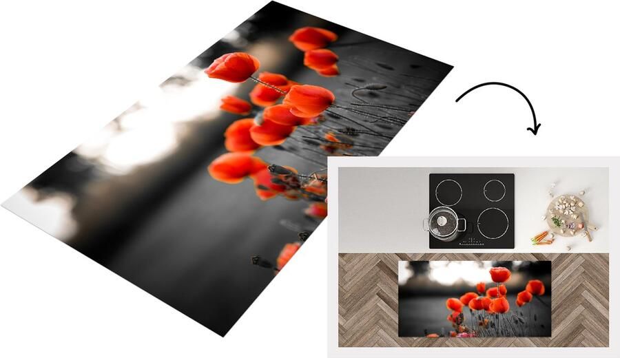 KitchenYeah Keukenloper Loper keuken Wilde rode klaprozen in een groot veld met een zwart witte achtergrond 120x60 cm Keukenloper vinyl