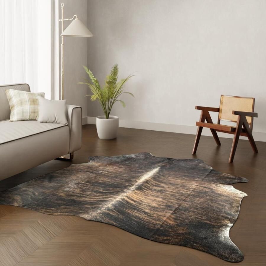 Koeienhuidkopen.nl Midden bruin gestreepte koeienhuid vloerkleed Gestreept bruin koeienkleed tijger koeienvel dierenhuid dierenvel koehuid tijger