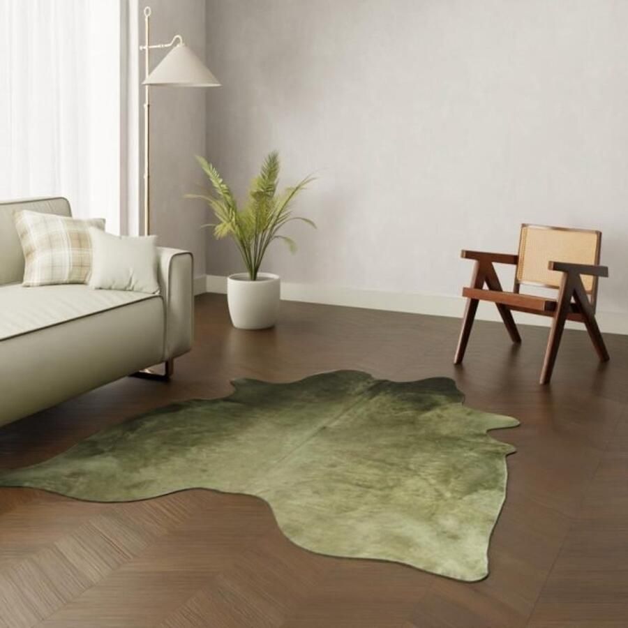 Koeienhuidkopen.nl Olijfgroene koeienhuid Groen geverfd koehuid vloerkleed Koeienvacht tapijt dierenvel geverfde dierenhuid Decoratief koevel kleed koekleed