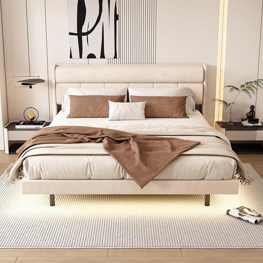 KOMHTOM Tweepersoonsbed 180x200 cm gestoffeerd bed met sensorlampje warme stoffering beige