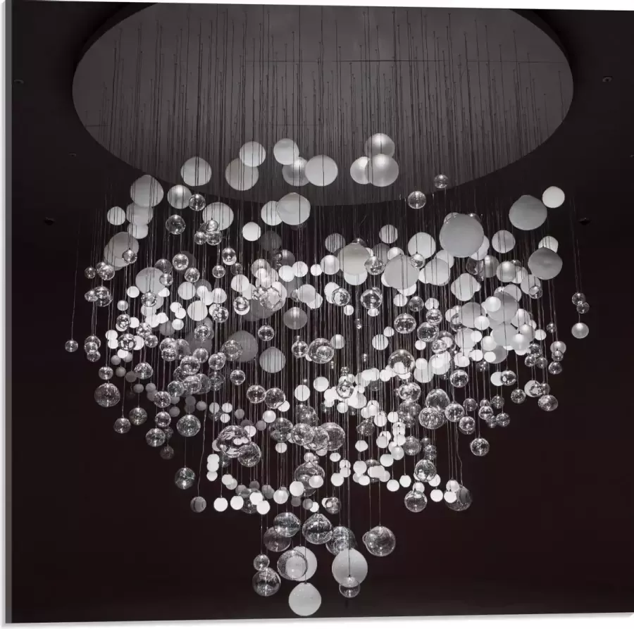 KuijsFotoprint Acrylglas Mega Kroonluchter (zwart wit) 50x50cm Foto op Acrylglas (Wanddecoratie op Acrylglas)