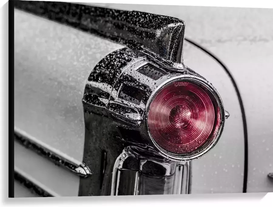 KuijsFotoprint Canvas Lamp van Auto met Regen 100x75cm Foto op Canvas Schilderij (Wanddecoratie op Canvas)