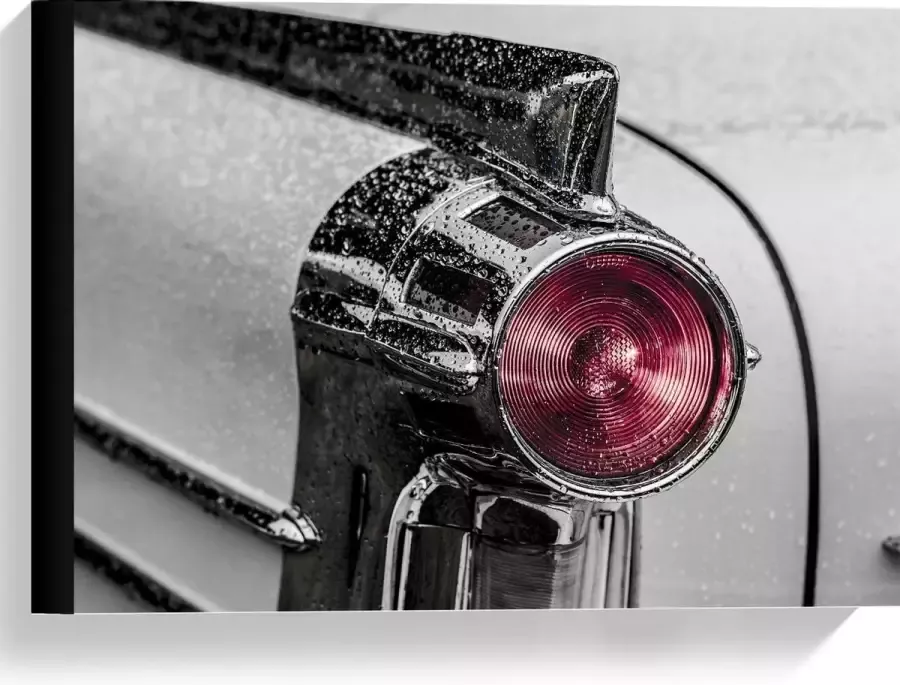 KuijsFotoprint Canvas Lamp van Auto met Regen 40x30cm Foto op Canvas Schilderij (Wanddecoratie op Canvas)