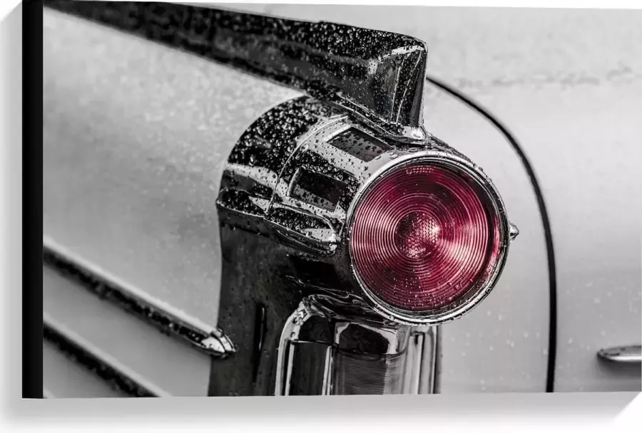 KuijsFotoprint Canvas Lamp van Auto met Regen 60x40cm Foto op Canvas Schilderij (Wanddecoratie op Canvas)
