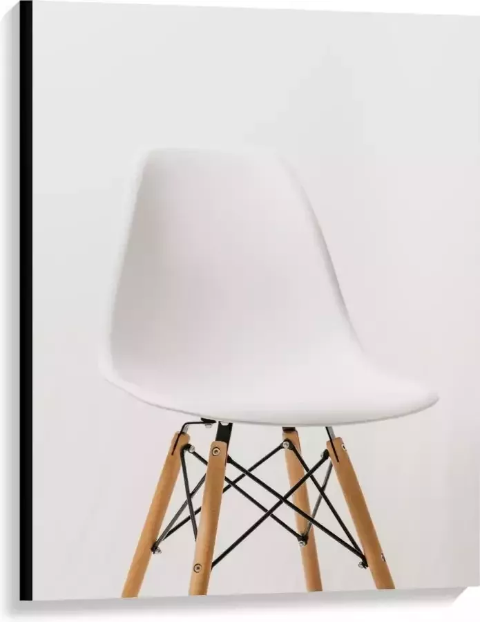 KuijsFotoprint Canvas Witte Stoel tegen Witte Achtergrond 75x100cm Foto op Canvas Schilderij (Wanddecoratie op Canvas)