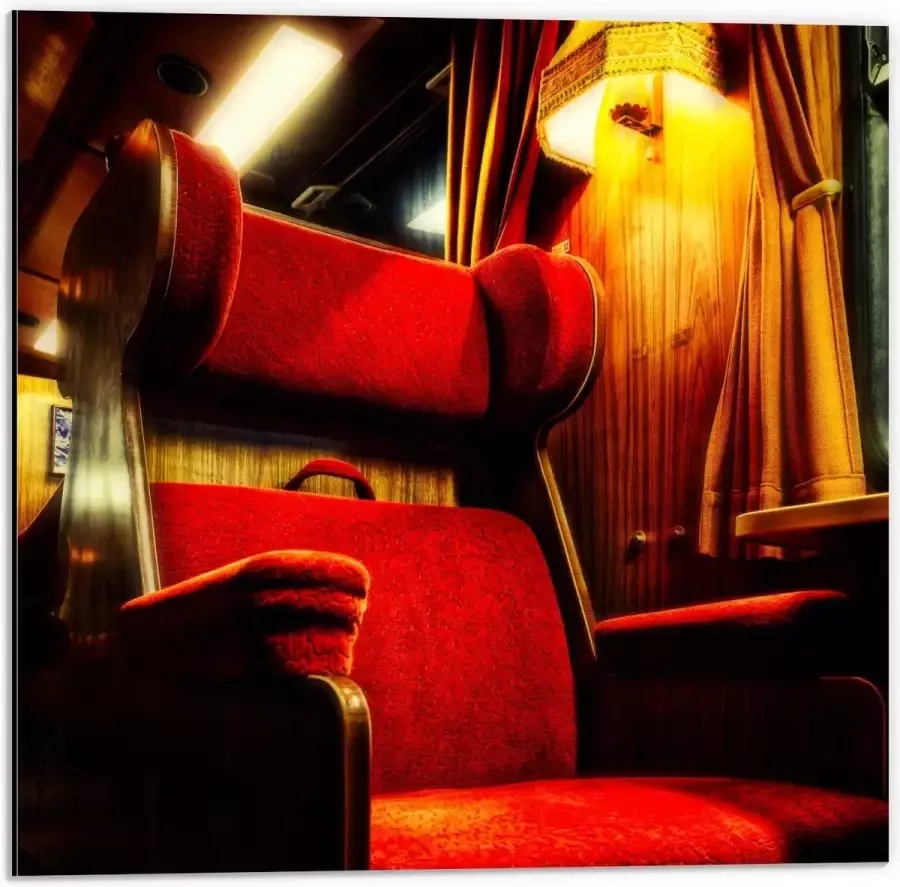 KuijsFotoprint Dibond Rode Luxe Trein Stoelen 50x50cm Foto op Aluminium (Met Ophangsysteem)