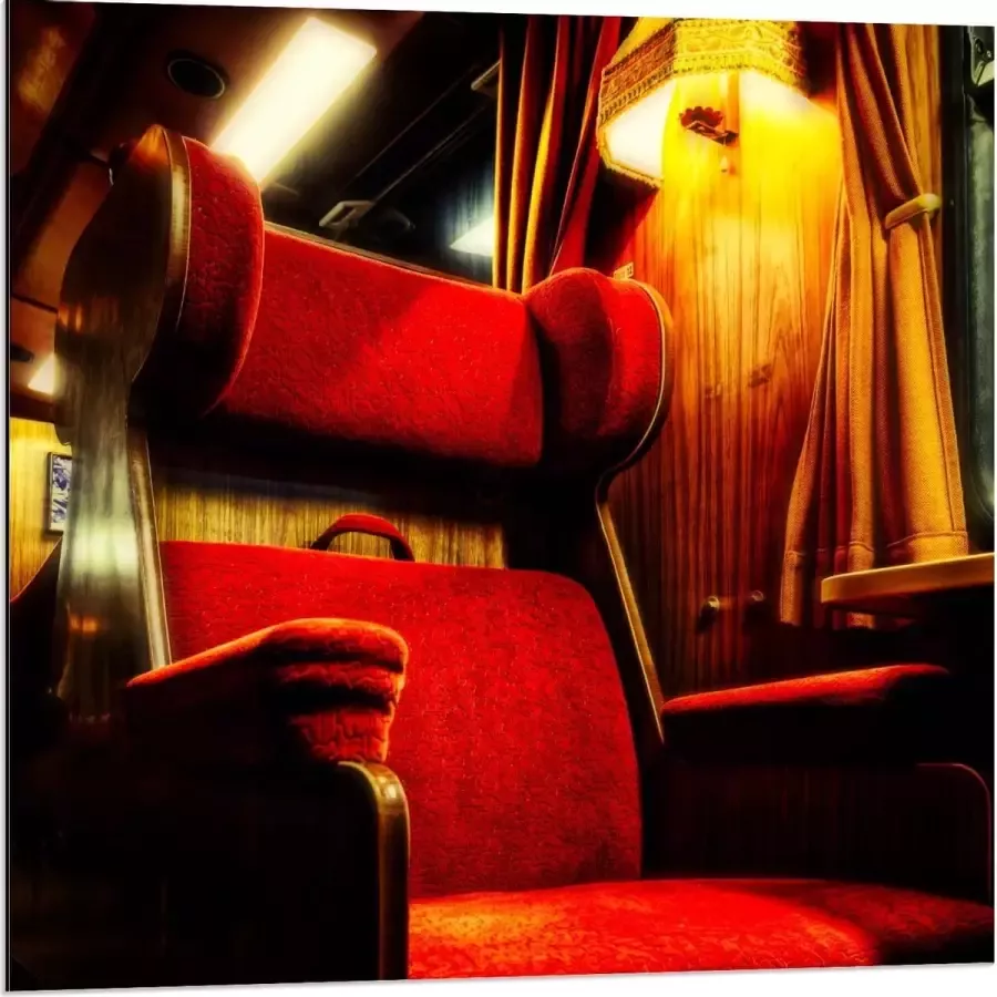 KuijsFotoprint Dibond Rode Luxe Trein Stoelen 80x80cm Foto op Aluminium (Met Ophangsysteem)