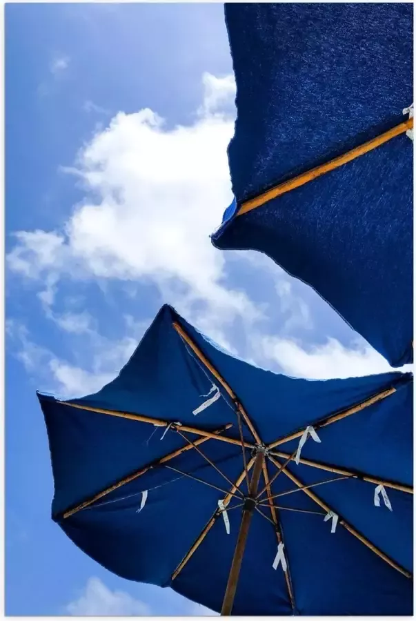 KuijsFotoprint Poster – Onderaanzicht van Blauwe Parasols 40x60cm Foto op Posterpapier