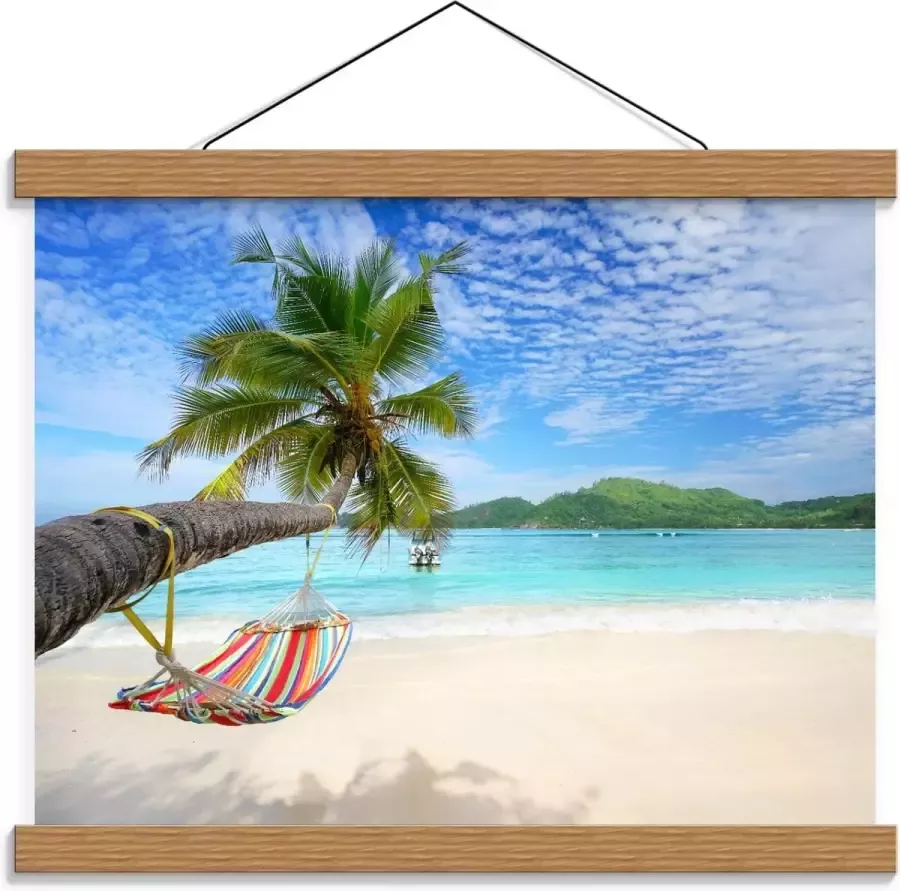 KuijsFotoprint Schoolplaat – Hangmat aan Palmboom op Tropisch Eiland 40x30cm Foto op Textielposter (Wanddecoratie op Schoolplaat)