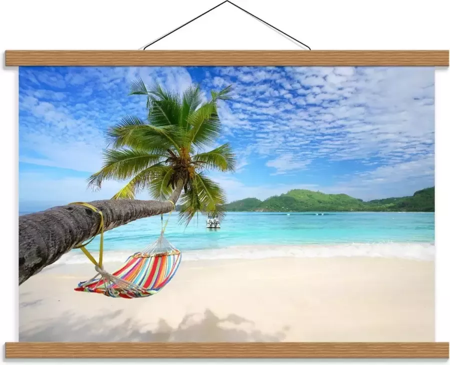 KuijsFotoprint Schoolplaat – Hangmat aan Palmboom op Tropisch Eiland 60x40cm Foto op Textielposter (Wanddecoratie op Schoolplaat)