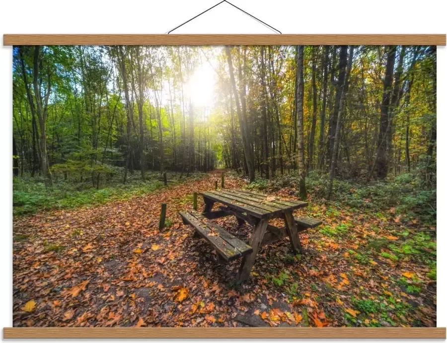 KuijsFotoprint Schoolplaat – Picknicktafel in het Bos 90x60cm Foto op Textielposter (Wanddecoratie op Schoolplaat)