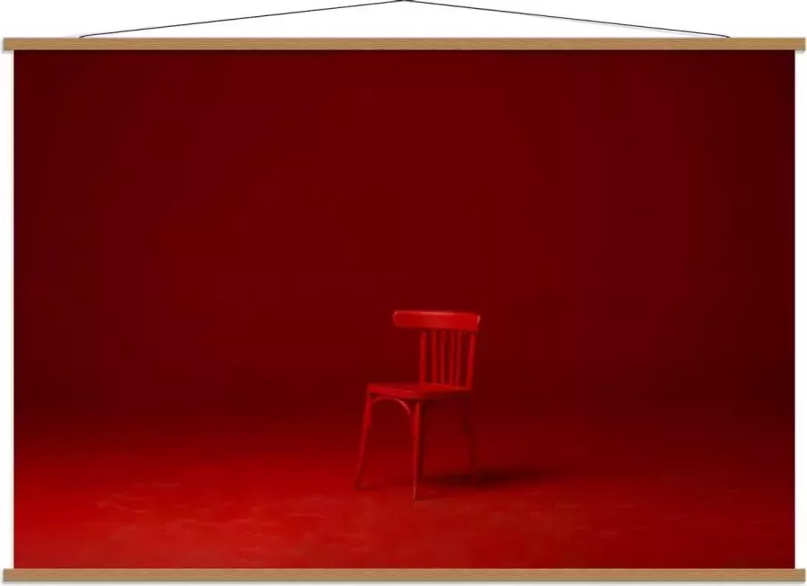 KuijsFotoprint Schoolplaat – Rode Stoel in Rood Verlichte Kamer 150x100cm Foto op Textielposter (Wanddecoratie op Schoolplaat)