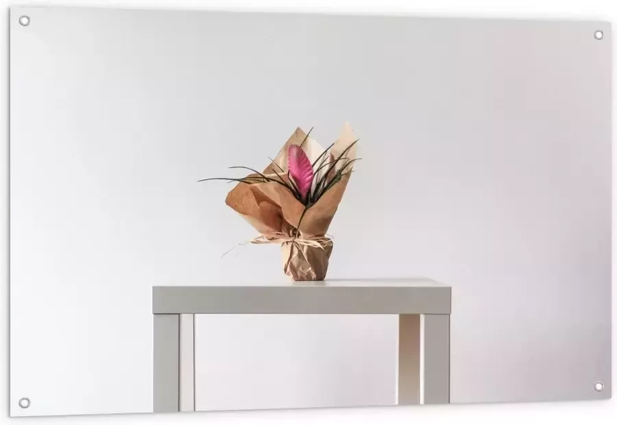 KuijsFotoprint Tuinposter – Bloemboeket op Witte Tafel 120x80cm Foto op Tuinposter (wanddecoratie voor buiten en binnen)