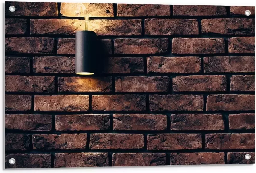 KuijsFotoprint Tuinposter – Lamp aan Bakstenen Muur 90x60cm Foto op Tuinposter (wanddecoratie voor buiten en binnen)