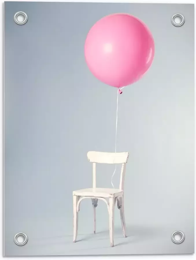 KuijsFotoprint Tuinposter – Witte Stoel met Grote Roze Ballon 30x40cm Foto op Tuinposter (wanddecoratie voor buiten en binnen)