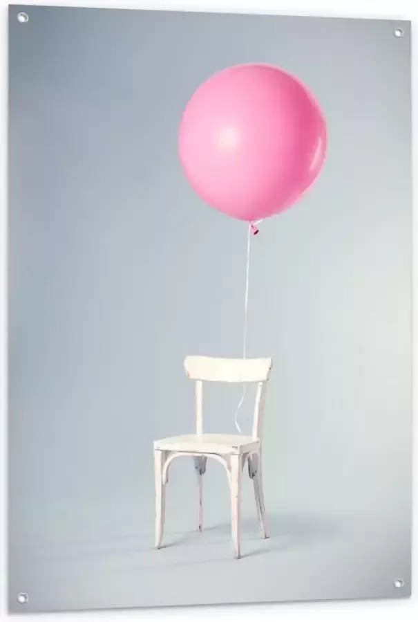 KuijsFotoprint Tuinposter – Witte Stoel met Grote Roze Ballon 80x120cm Foto op Tuinposter (wanddecoratie voor buiten en binnen)
