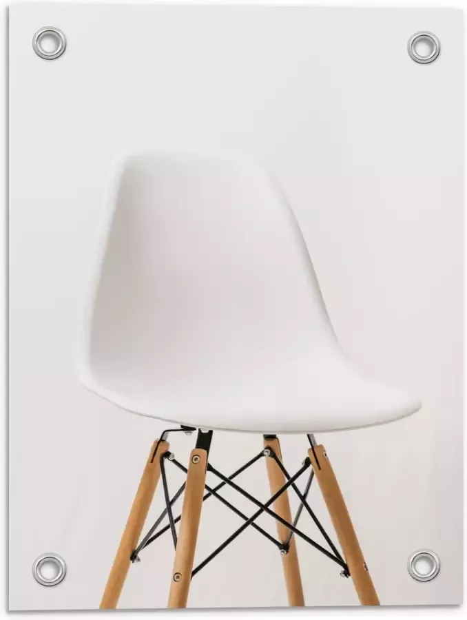 KuijsFotoprint Tuinposter – Witte Stoel tegen Witte Achtergrond 30x40cm Foto op Tuinposter (wanddecoratie voor buiten en binnen)