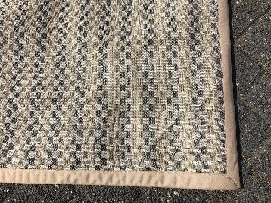 La Dora Vloerkleed Quadro Brown Blocks geschikt voor buiten en binnen Afmeting 183 x 275cm