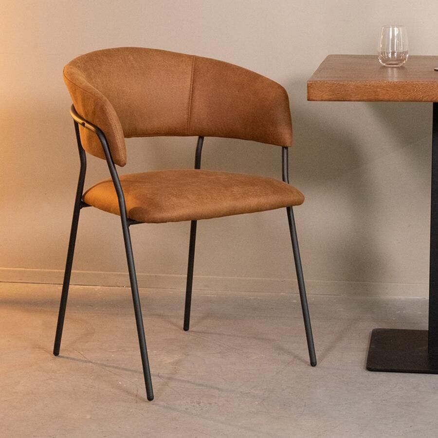 LABEL51 Luuk Eetkamerstoel Bruin Stof Black Frame Stoel Normale eetkamerstoel Met Armleuning