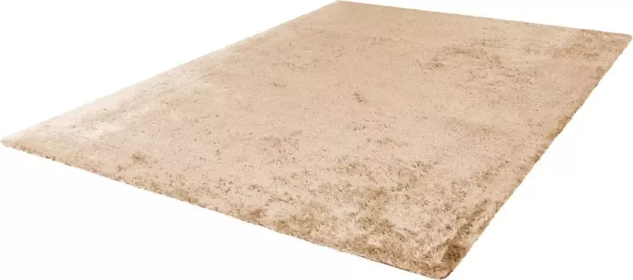 Lalee Cloud Hoogpolig- zacht- glimmend- velvet- effen- karpet- Eric kuster stijl- fluffy- 120x170 cm zand beige