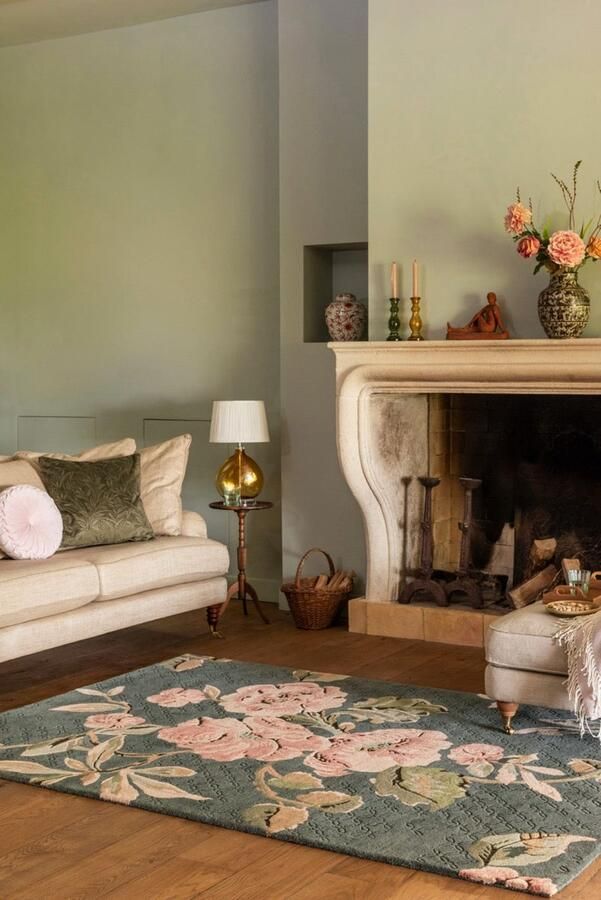 Laura Ashley Aylworth Trail Fern Green Vloerkleed 140 x 200 cm Green Rectangular Wool Bedroom Living room Dining room Floral Modern