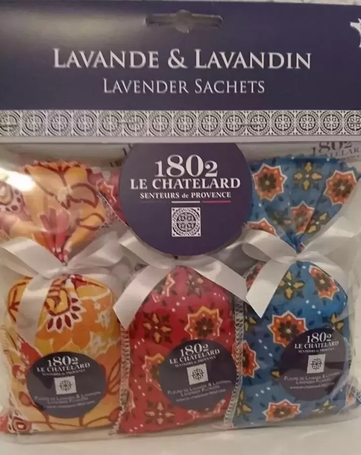 Le Chatelard 1802 Geurzakjes lavendel en lavandin Chic (3 x 18 gram) Geurzakjes voor in kledingkast