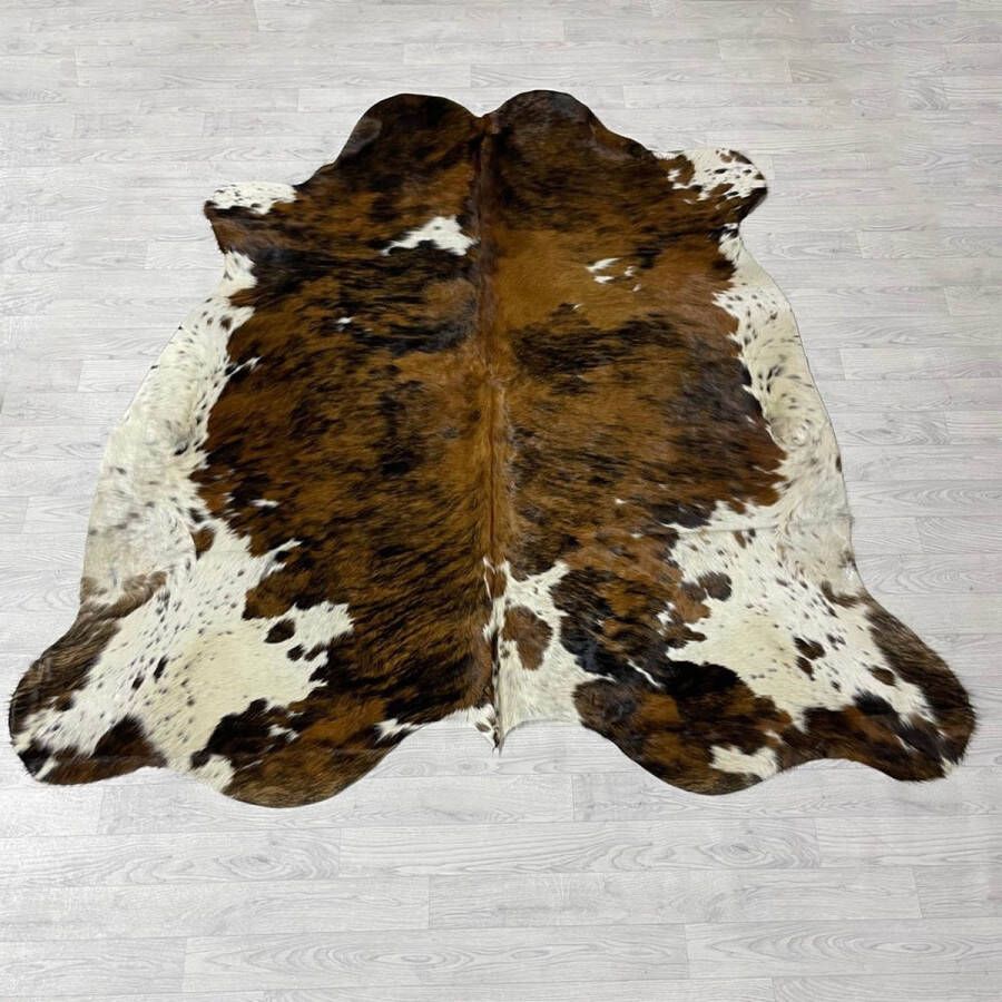 Lederstore Koeienhuid bruin zwart wit tricolor Normandier 210x210cm M L
