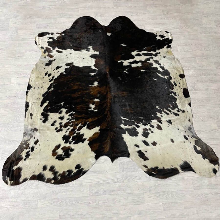 Lederstore Koeienhuid bruin zwart wit tricolor Normandier 225x215cm M L